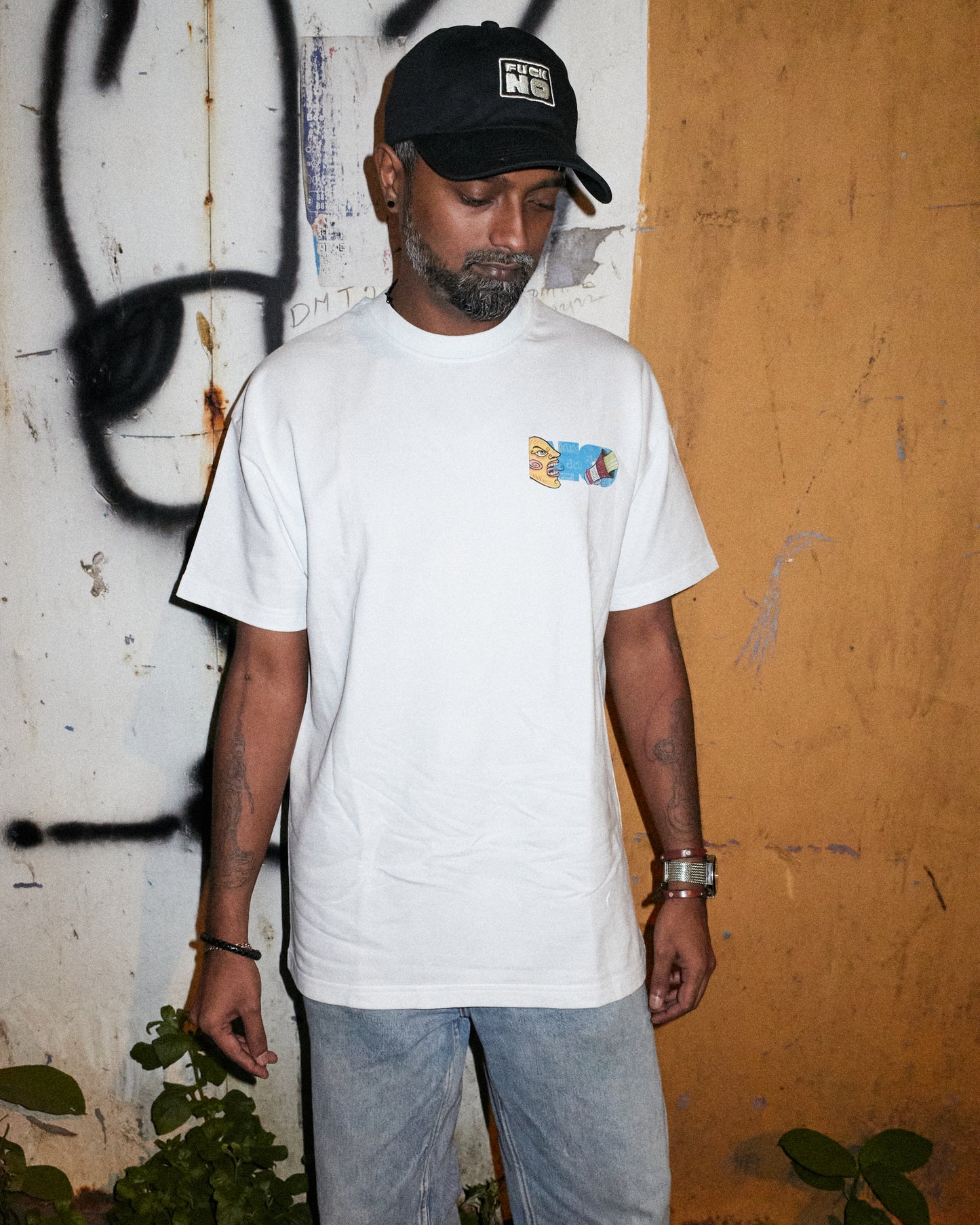 The No Language Politics